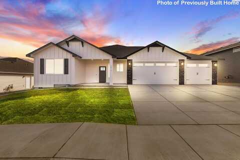 7080 W 34th Pl, Kennewick, WA 99338