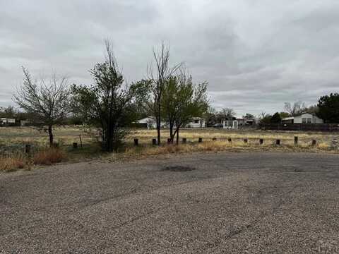 77 Dante Ln, Pueblo West, CO 81007