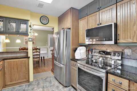 1524 Bakalane Ave, Pensacola, FL 32504