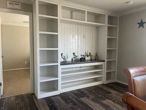 720 Mockingbird Lane, Fort Stockton, TX 79772