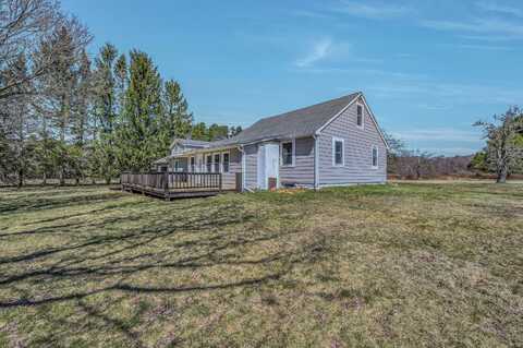 1066 Cottontail Road, Long Pond, PA 18334