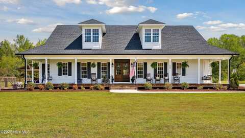 934 Lakebay Road, Vass, NC 28394