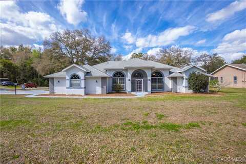 8015 N Tower Way, Citrus Springs, FL 34434