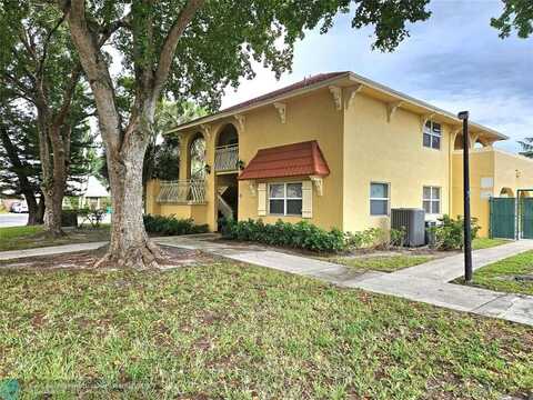 10762 La Placida Dr, Coral Springs, FL 33065