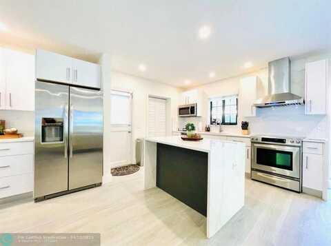 3203 Robbins Rd, Pompano Beach, FL 33062