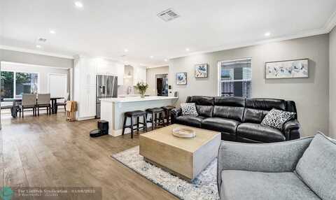2050 NE 53rd St, Fort Lauderdale, FL 33308