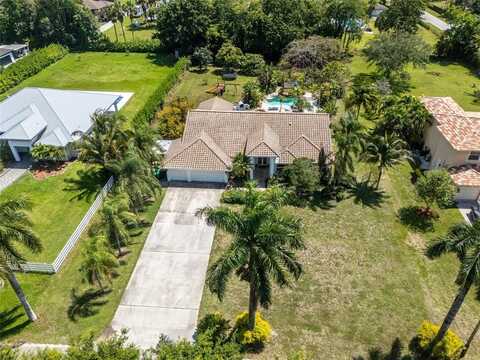 14463 SW 16th Ct, Davie, FL 33325