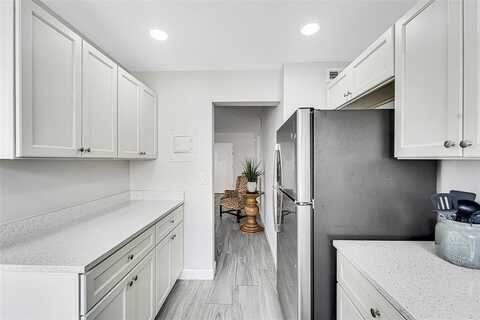 2201 NW 41st Avenue, Lauderhill, FL 33313