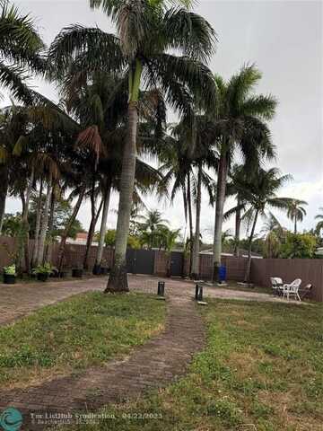 1817 CLEVELAND STREET, Hollywood, FL 33020