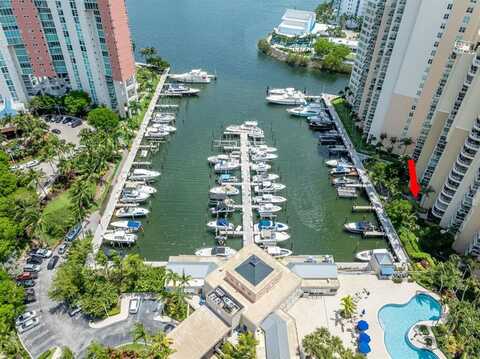 3340 NE 190th St, Aventura, FL 33180