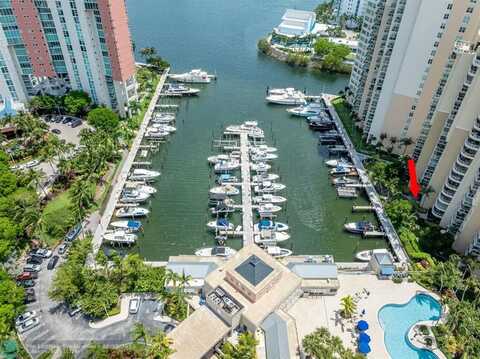 3340 NE 190th St, Aventura, FL 33180