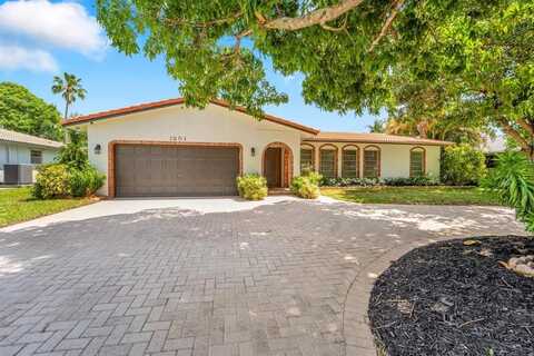 1251 NW 85th Ter, Coral Springs, FL 33071