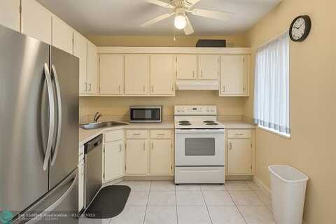 4216 Inverrary Blvd, Lauderhill, FL 33319