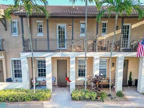 14716 SW 4th St, Pembroke Pines, FL 33027