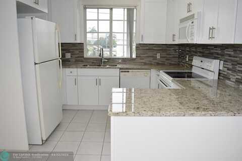 2010 Taylor St, Hollywood, FL 33020