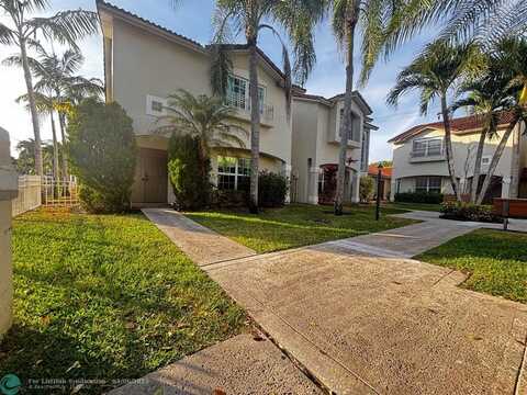 10843 NW 8th St, Pembroke Pines, FL 33026