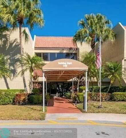220 Lakeview Dr, Weston, FL 33326