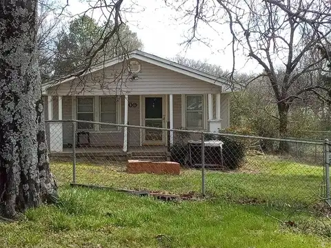 Guy Rd, Hot Springs National, AR 71901