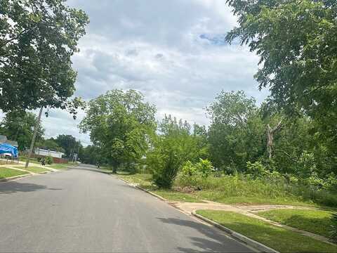 Woodland, BIRMINGHAM, AL 35211