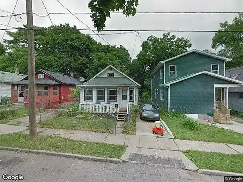 Mccullough, LANSING, MI 48912