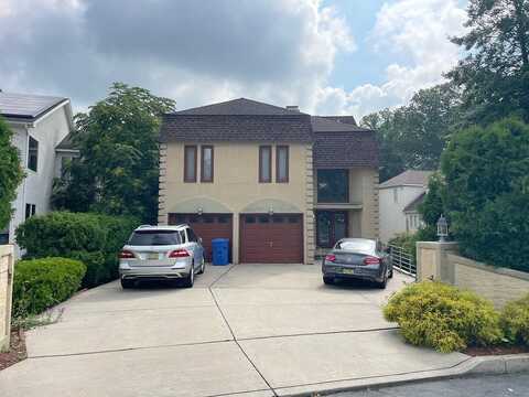 Rue Du Bois, Cherry Hill, NJ 08003