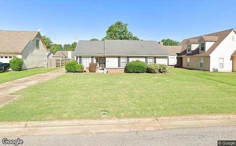 Lauren, MEMPHIS, TN 38133