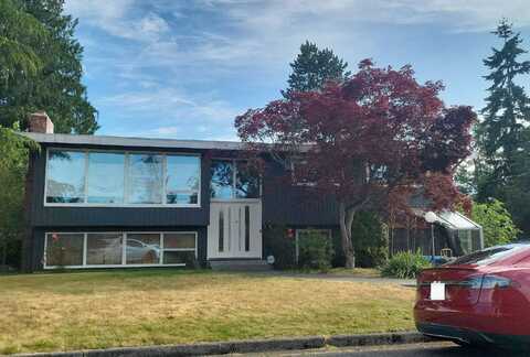 172Nd, SHORELINE, WA 98133