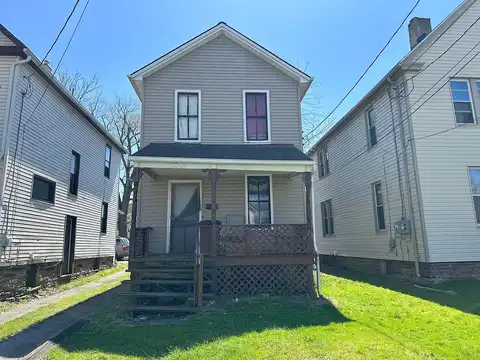 Neil St #29, Niles, OH 44446