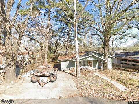 Dorothy Street, Pineville, LA 71303