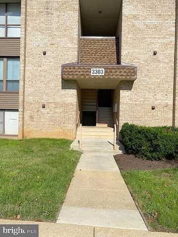 Huntley Square Dr #T-1, TEMPLE HILLS, MD 20748