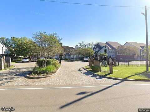 Emerald Forest Blvd, Apt 10101, Covington, LA 70433