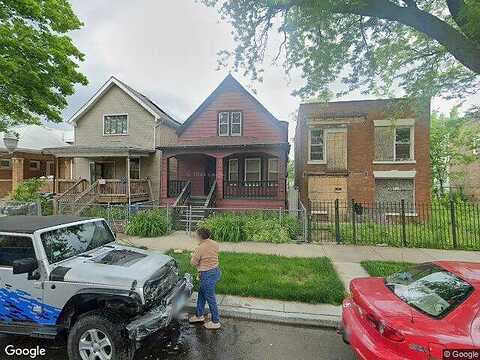 Iowa, CHICAGO, IL 60651