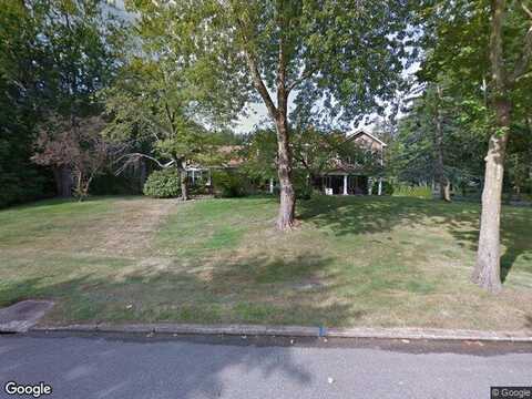 Rustic Gate, DIX HILLS, NY 11746
