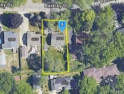 Berkley, WATERFORD, MI 48327