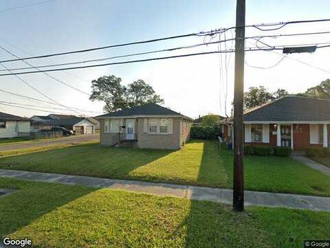 Gdn Rd, Marrero, LA 70072