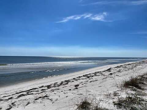 500 Gulf Shore Dr, Carrabelle, FL 32322
