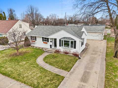500 S CHRISTINE Street, APPLETON, WI 54915