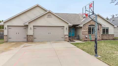 105 EDGEWOOD Lane, COMBINED LOCKS, WI 54113