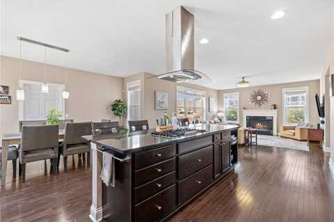 12360 85th Place N, Maple Grove, MN 55369