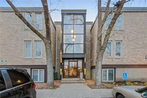 4040 15th Avenue S, Minneapolis, MN 55407