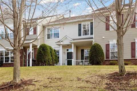 10875 Oak Grove Circle, Woodbury, MN 55129