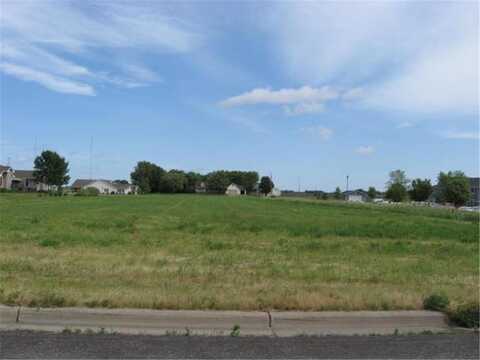 1423 Prairie Avenue N, Glencoe, MN 55336