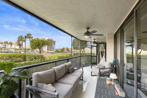899 Jeffery Street, Boca Raton, FL 33487