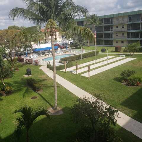 806 SE 7th Street, Deerfield Beach, FL 33441