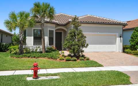 537 SE Crathes Street, Port Saint Lucie, FL 34984