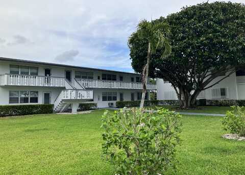 226 Camden J, West Palm Beach, FL 33417