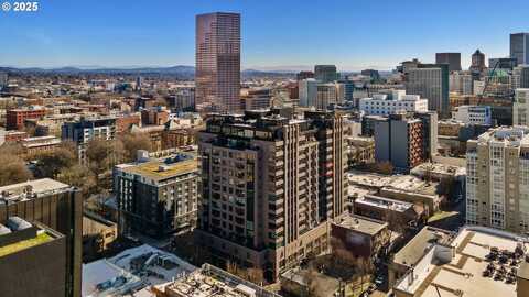 333 NW 9TH AVE, Portland, OR 97209