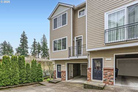 7876 SW 31ST AVE, Portland, OR 97219