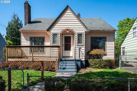 5833 NE 14th AVE, Portland, OR 97211