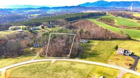 4 Creighton DR, Rocky Mount, VA 24151
